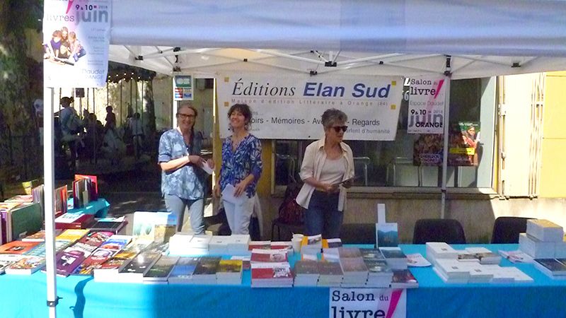 Le sourire est toujours de mise chez les auteurs Elan Sud