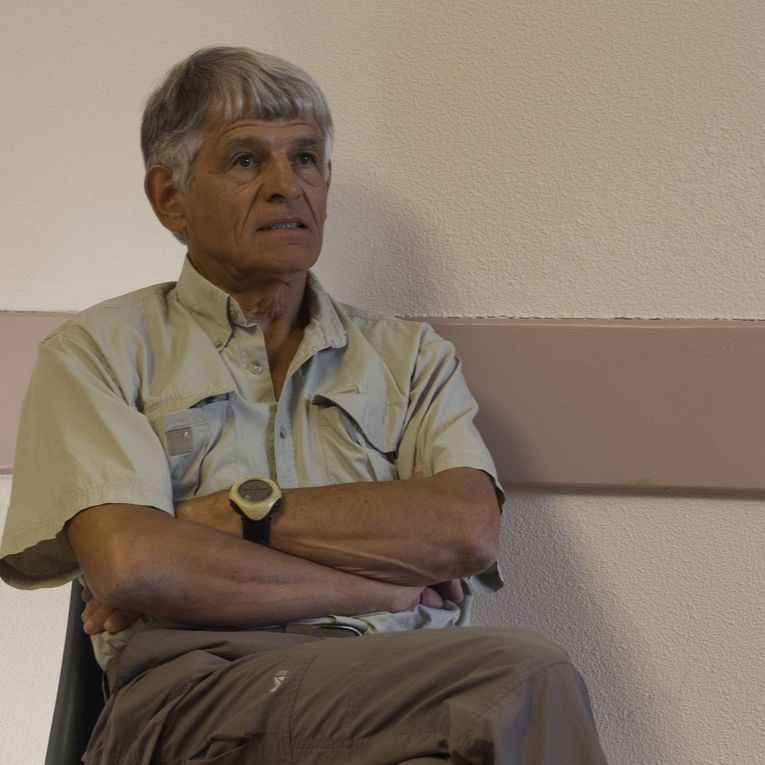 Des auteurs et illustrateurs en dédicace, des Salons différents…