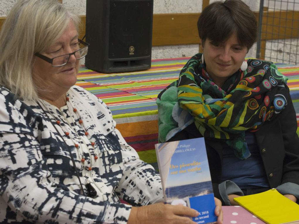 Des auteurs et illustrateurs en dédicace, des Salons différents…