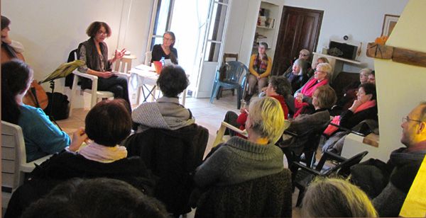 Une collection de photos de nombreux moment forts de la librairie : littérature, théâtre, musique, danse, et bien d'autres plaisirs partagés.