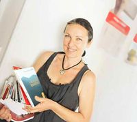 Corinne Lin Niederhoffer, responsable d'édition chez Elan Sud