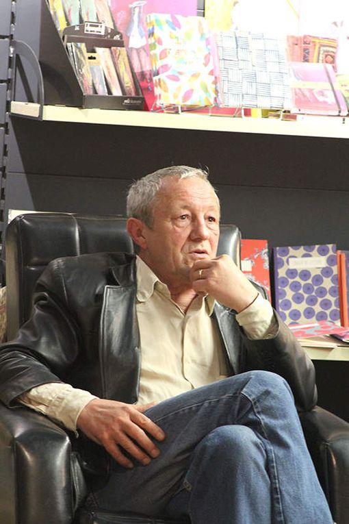 Dominique Lin à la librairie Montfort de Vaison-la-Romaine